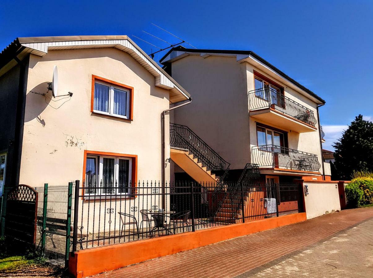 Pokoje Goscinne Ster Wladyslawowo Exterior photo